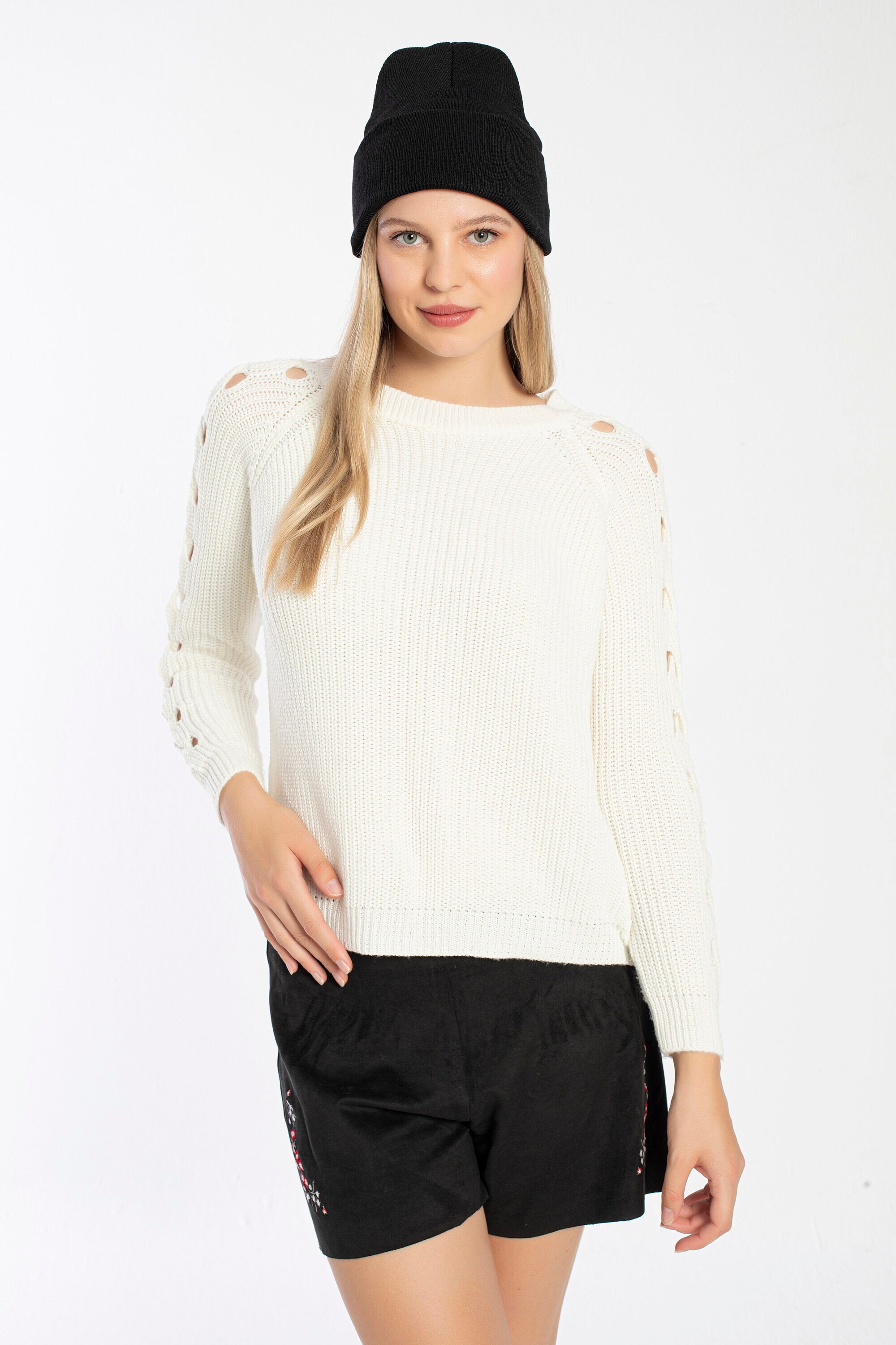 Buy Black Basic Beanie Cap, Acrylic Unisex Beanie, Hatsquare 