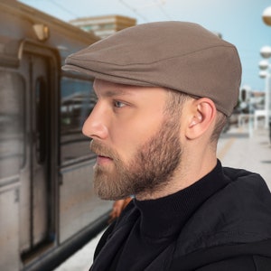 Brown 100% Wool One Size Flat Cap, Hatsquare Baker Boy Hat, Peaky Blinders Hat, Men Winter Cap, Irish flat cap, Newsboy Cap, Men Scarf Set