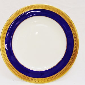 Minton China Luncheon Plate Pattern G6262