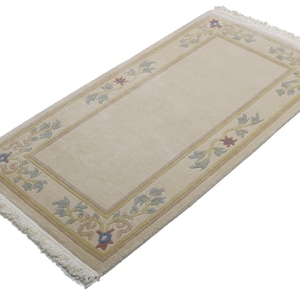 Hand-knotted Nepal rug made of Himalayan wool | Boho home decor | Ethnic wool rug | Sustainable handcraft | Living room decorative rug