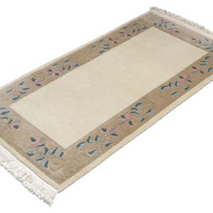 Hand-knotted Nepal rug made of Himalayan wool | Boho home decor | Ethnic wool rug | Sustainable handcraft | Living room decorative rug