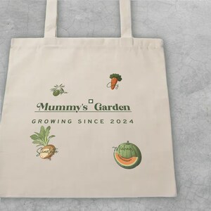 Personalized Garden Tote Bag with Custom Names and your Vegetables, Customizable Gardening Canvas Bag for Plant Lovers, Green Thumb Gift