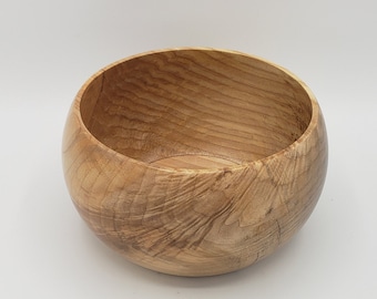 Large maple bowl, lightly spalted