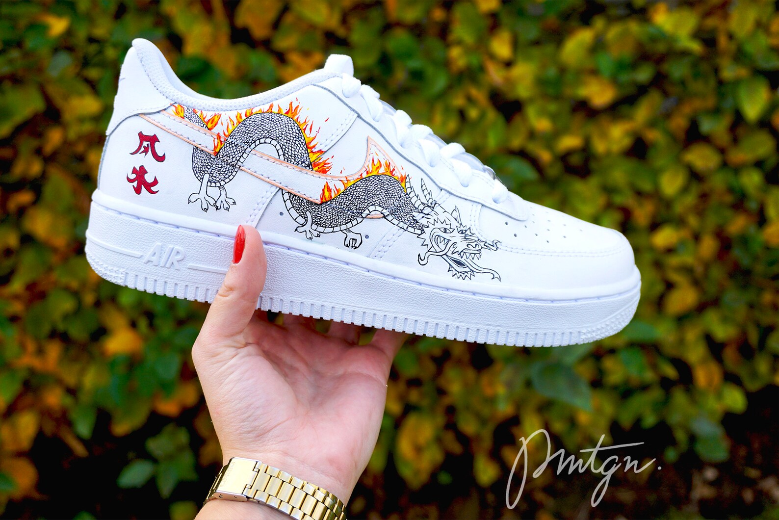 Кастомные Nike Air Force 1 дракон
