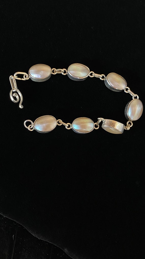 Lustrous Mabe Pearl & Sterling Silver Link Bracel… - image 3