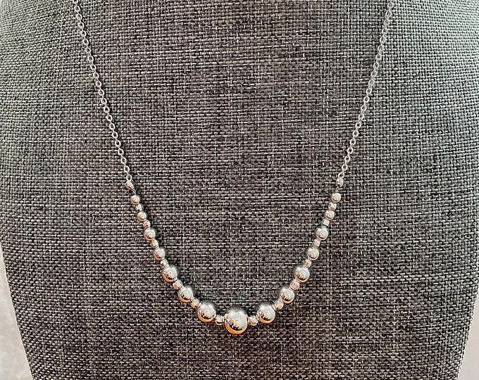 Delicate 14kt White Gold Milor Italian Beaded Necklace