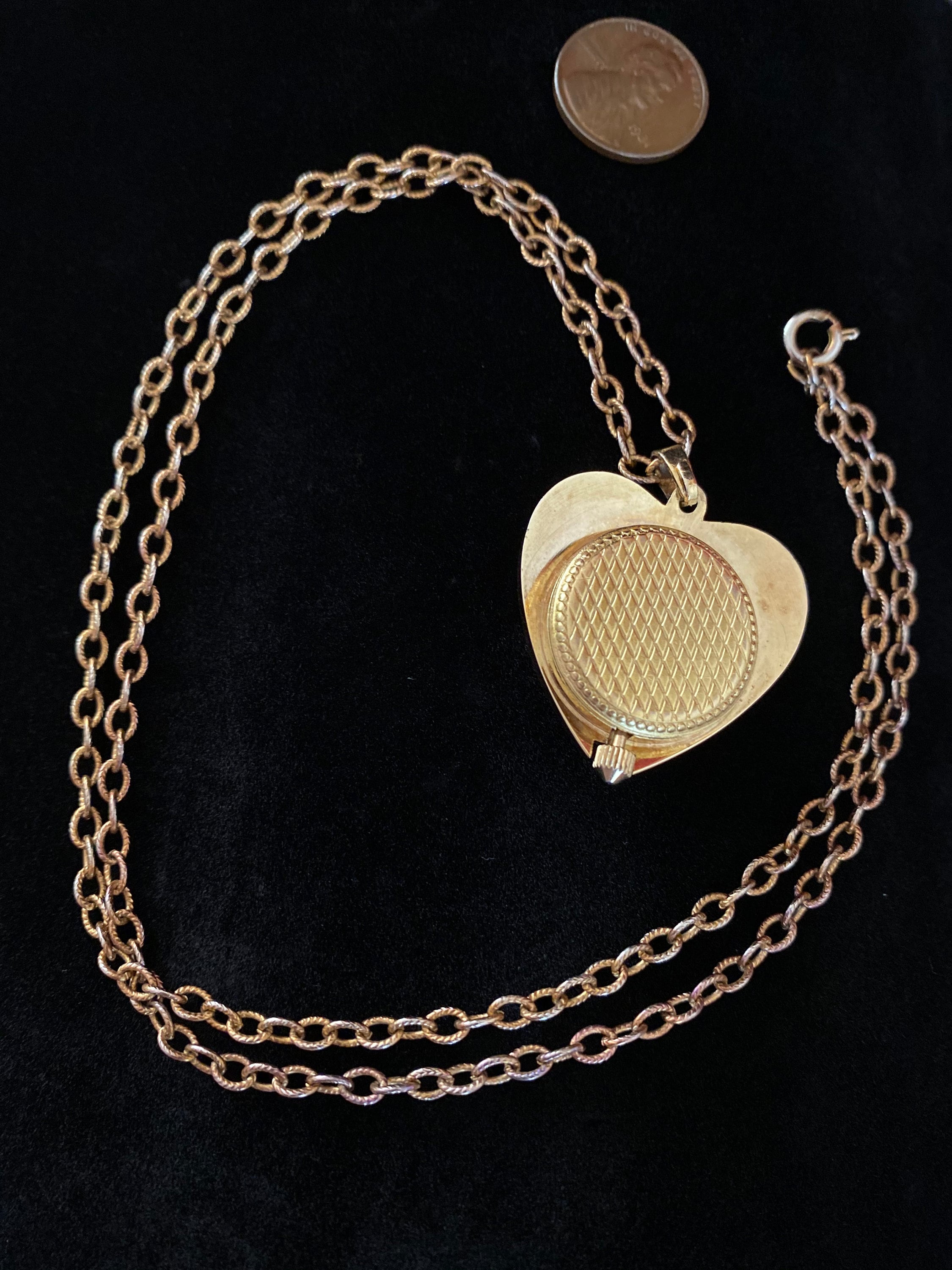 Chateau swiss made pendant watch cheap
