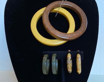 Everyday Earthy Bakelite Bangles & Earrings