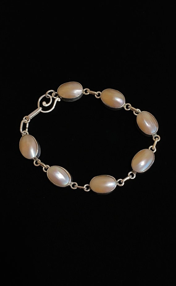 Lustrous Mabe Pearl & Sterling Silver Link Bracel… - image 1