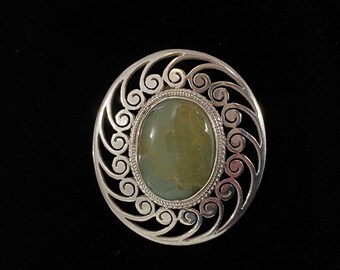 Perfectly Timeless Agate & Sterling Vintage Brooch