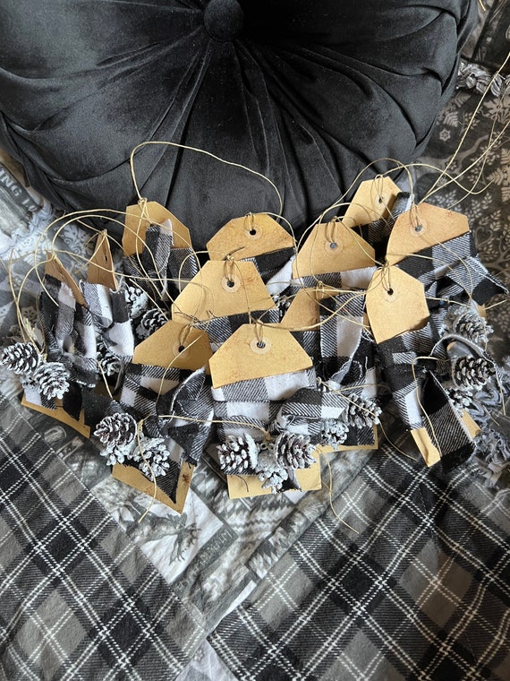 Primitive Christmas Tags/Bowl Fillers. Handmade