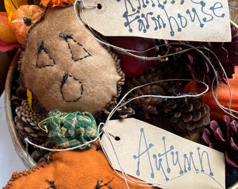 Primitive Pumpkin Accents. Handmade