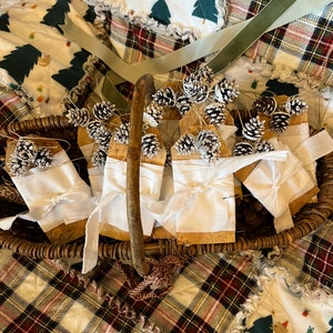 Primitive Christmas Tags/Bowl Fillers. Handmade