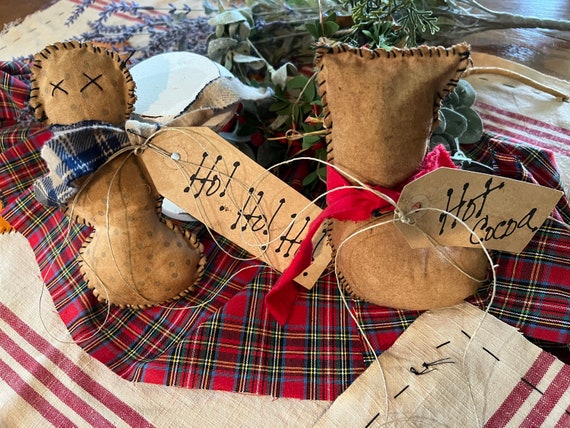 Primitive Christmas Accents/Bowl Fillers. Handmade
