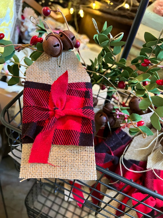 Primitive Christmas Burlap Tags/Bowl Fillers. Handmade