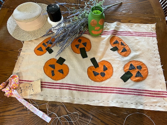 Primitive Halloween Table Topper/Tablecloth. Handmade