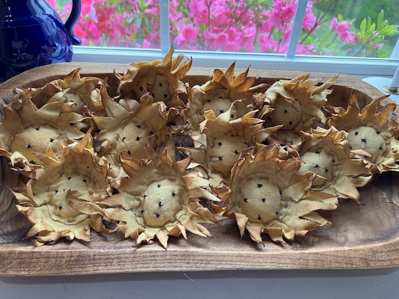 Primitive Tea Stain Sunflowers. Handmade