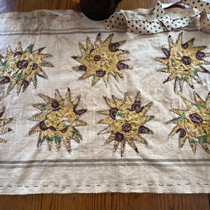 Primitive Sunflower Centerpiece. Handmade