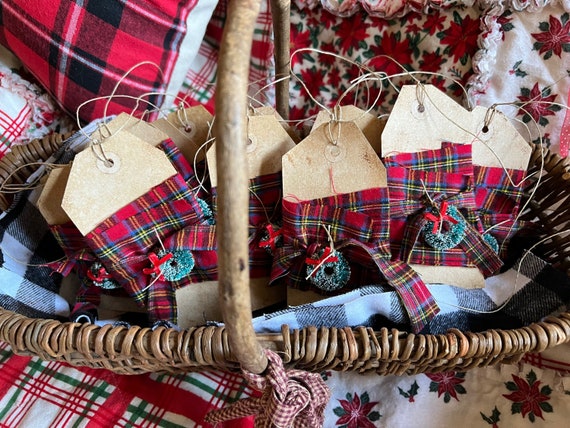 Primitive Christmas Gift tags/Bowl Fillers. Handmade