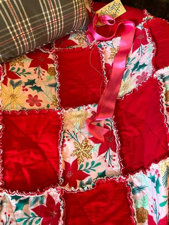 Christmas Poinsettia Rag Quilt Throw. Handmade