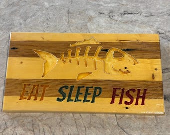 Rustic Fishing Sign Design - SVG & CNC Files