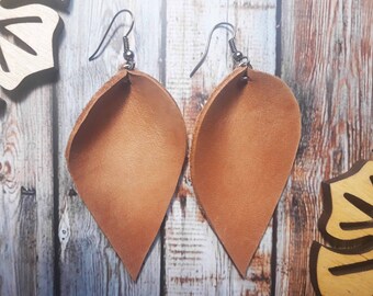 Brown Rustic Earrings Crazy horse Leather Earrings Leather Leaf Earrings Statement Earrings Brown Western Earrings Genuine Leather leaf