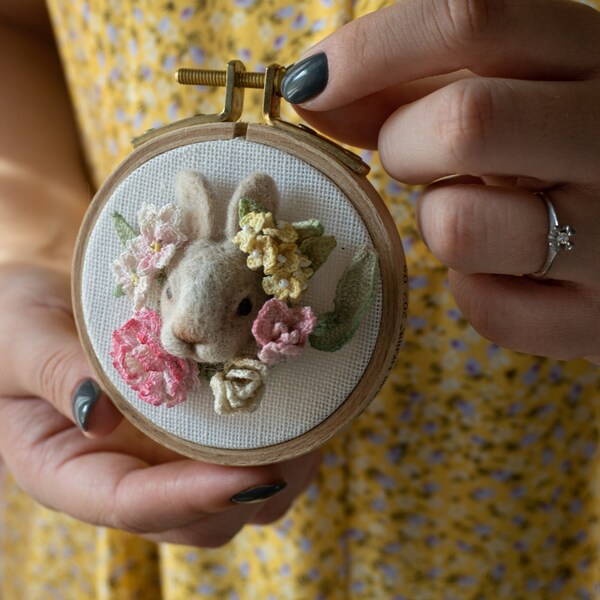 Wall decor in victorian style. Felted wool rabbit with crochet flowers in round embroidery hoop. Newborn photography props.