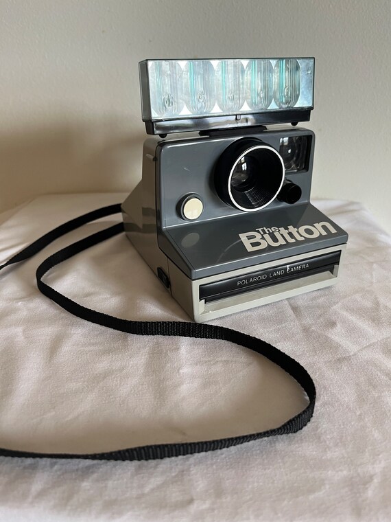 1981 Polaroid SX70 the Button Land Camera With Flash Etsy