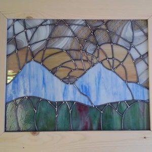 Moderne Berge Glasmalerei Fenster