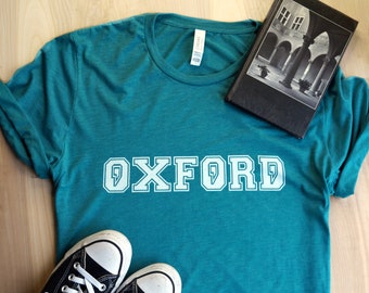 Oxford Comma for Life! Short sleeve t-shirt. Grammar Police, English Teacher Gift, Book Lover Shirt, Writer Gift, Nerd Shirt.