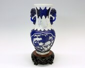 Vintage signed Chinese carved cameo Peking glass vase with birds and flowers