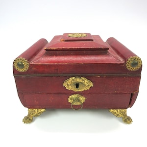 Exceptional Georgian Regency period sewing box caddy with picture silk interior