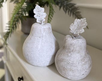 Decorative Stone Pear Ornament Whitewashed Rustic Stone Finish Artificial Pear For Autumn Decor Coffee Table Styling Shelf Decor Farmhouse