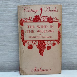 The Wind In The Willows by Kenneth Grahame 1941 Methuen Vintage  Paperback Book