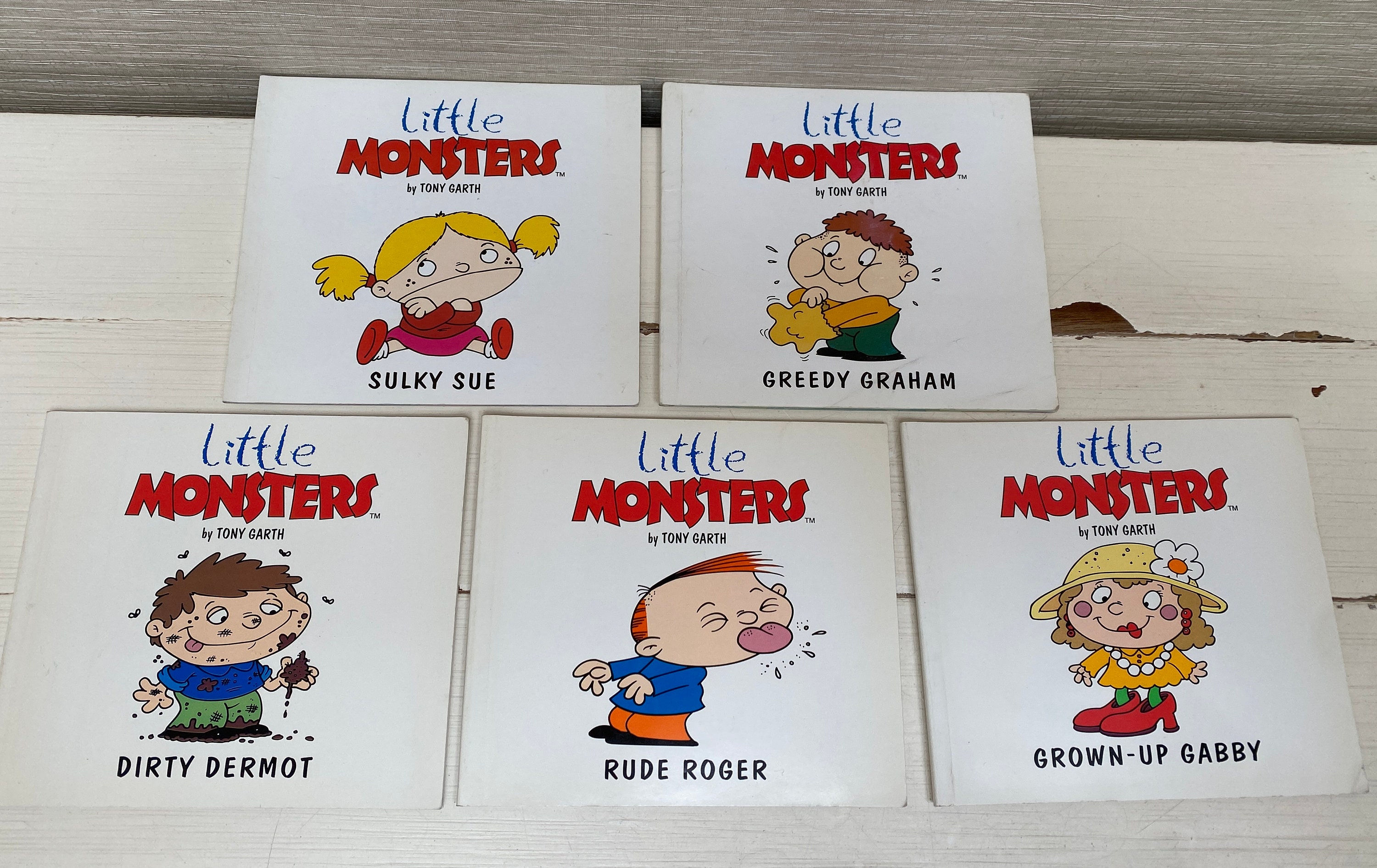 Monsters　Little　1997　by　of　Tony　Five　Garth　Set　Paperback　Books　Etsy　India