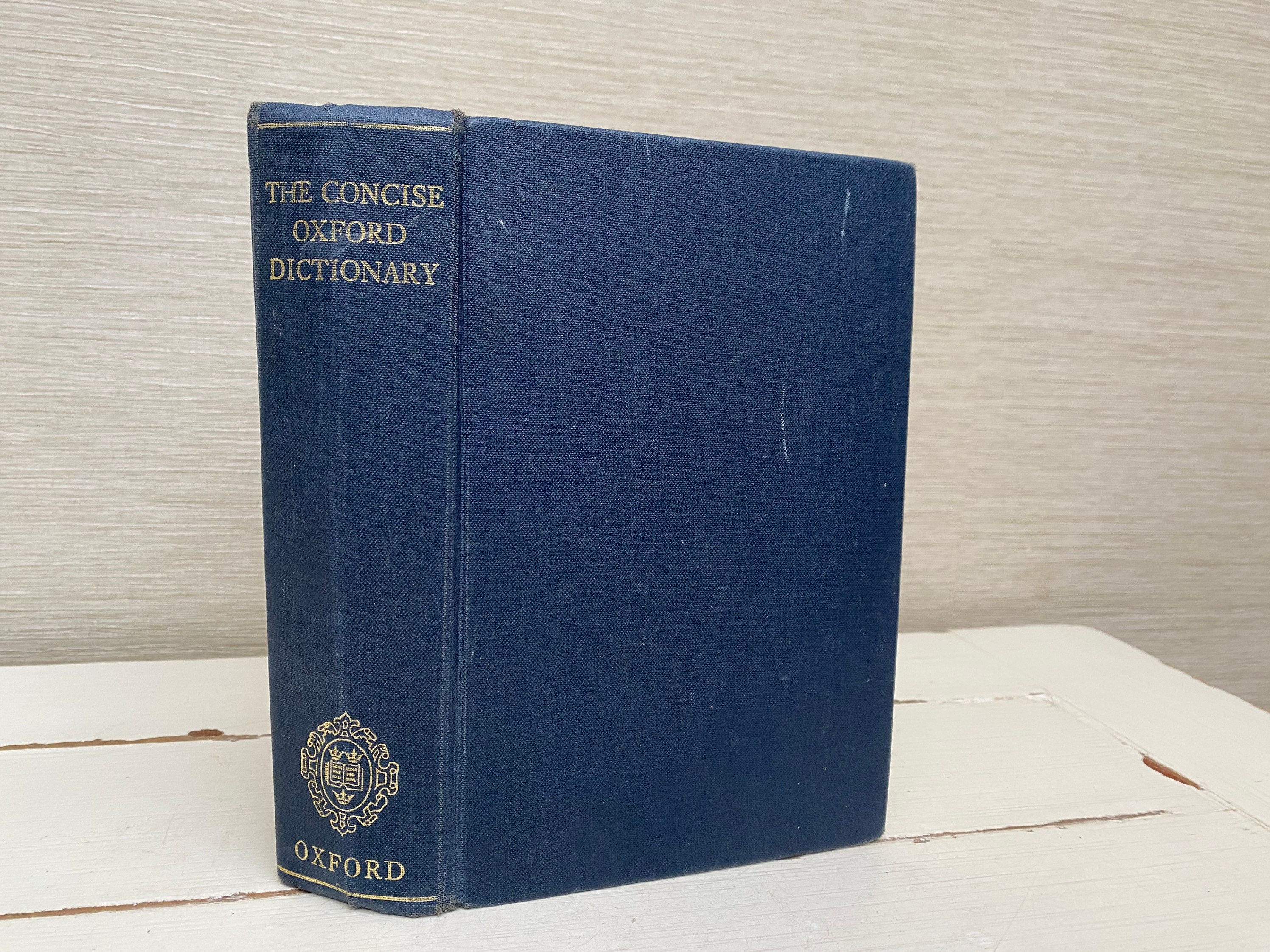 Book　Etsy　Hardback　The　India　Dictionary　Concise　Oxford　1972