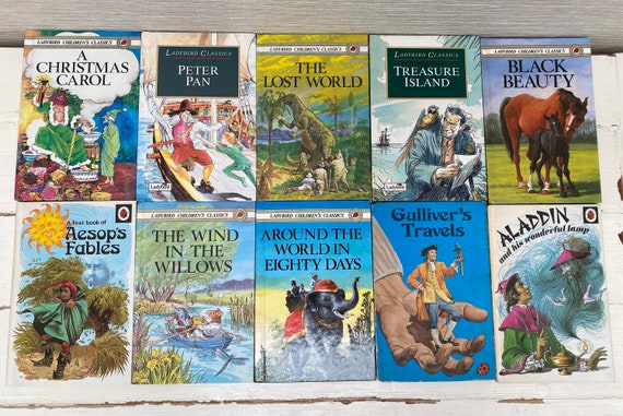 【期間限定】 Ladybird Children's Classics Vintage Hardback Books - Series 洋書