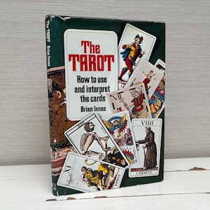 El Tarot de Brian Innes, libro de tapa dura de 1977, Cómo usar e interpretar las cartas - Orbis Publishing