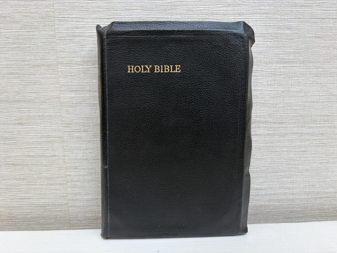 The Holy Bible Old and New Testament King James Version Leather Bound ...