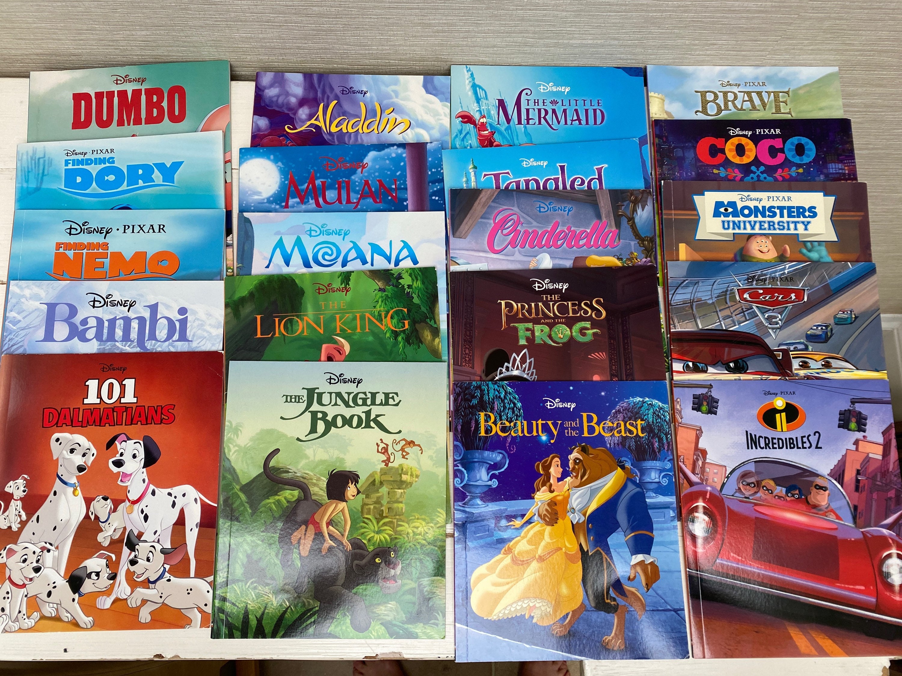Disney Classics Colouring By Autumn Publishing