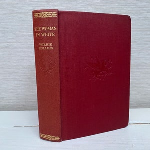 The Woman in White by Wilkie Collins Illustrated 1933 Hardback Book - Daily Express Publications