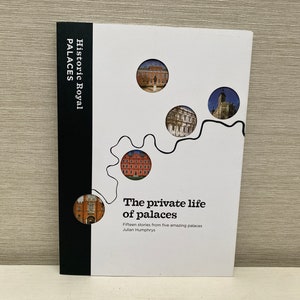 Historical Royal Palaces - The Private Life Of Palaces 2011 Paperback Book