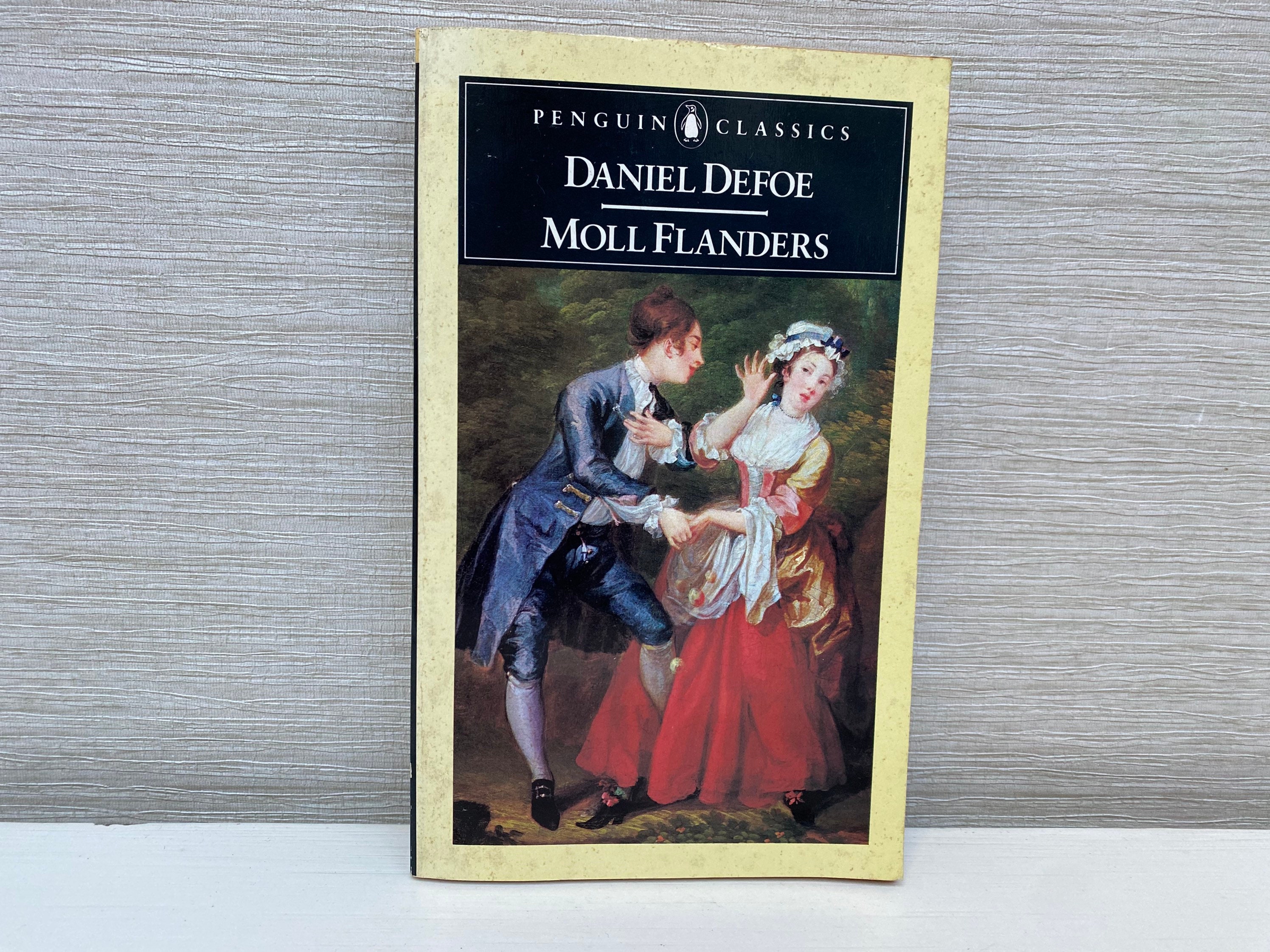 Moll Flanders by Daniel Defoe 1985 Penguin Classics Paperback Book