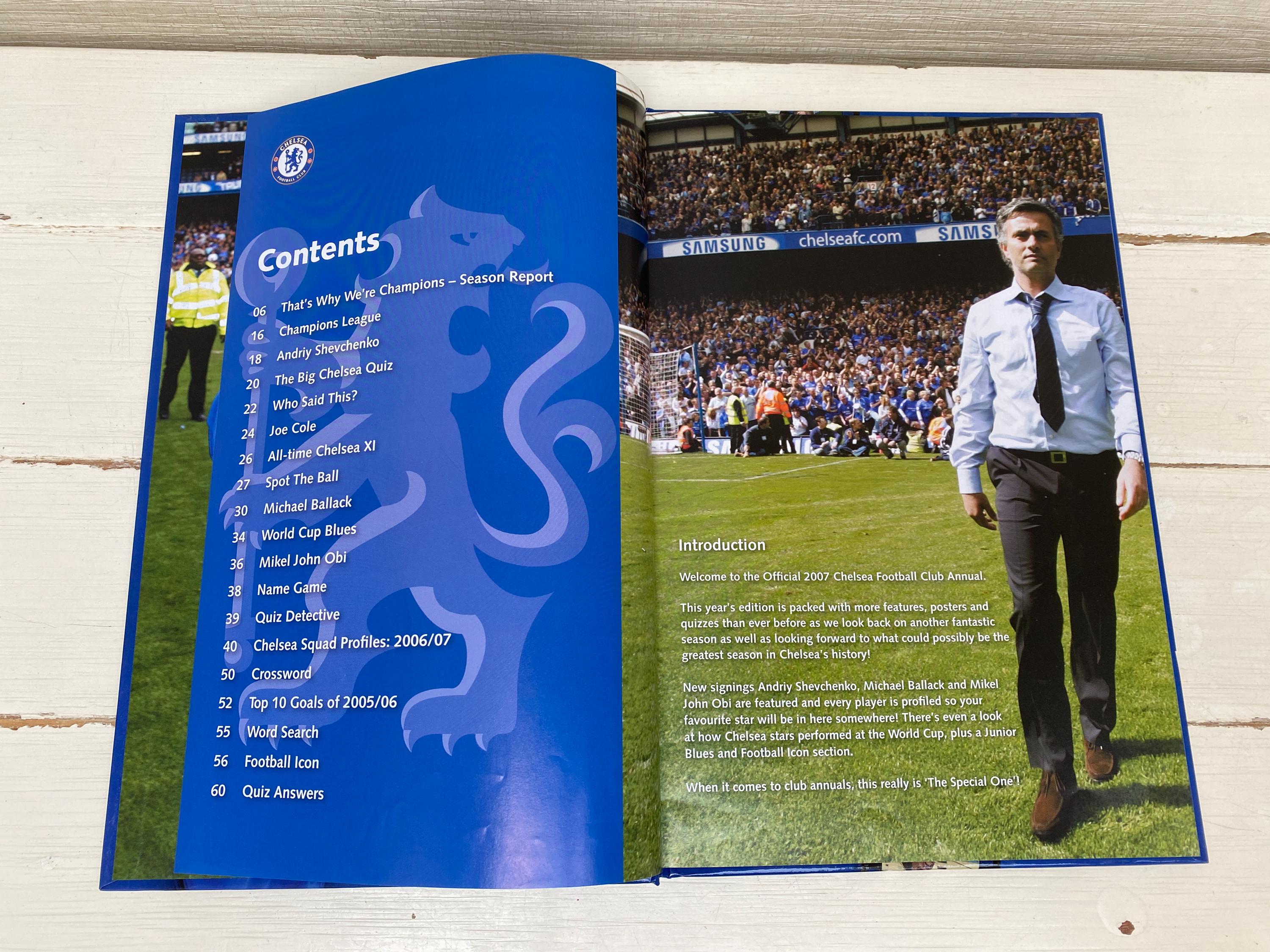 Lot De 7 Annuels Chelsea Football Club - Couverture Rigide - Bon état