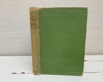Birds Trees & Flowers Illustrated 1947 Hardback Book - Odhams Press Ltd