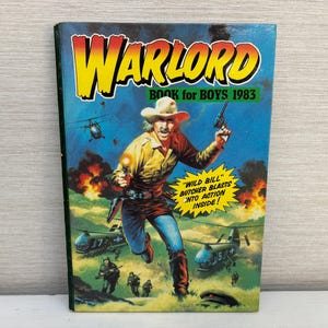 Livro de capa dura vintage Warlord para meninos, edição anual de 1983