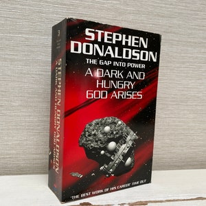 Stephen Donaldson - The Gap Into Power A Dark And Hungry God Arises 1997 Vintage Paperback Book