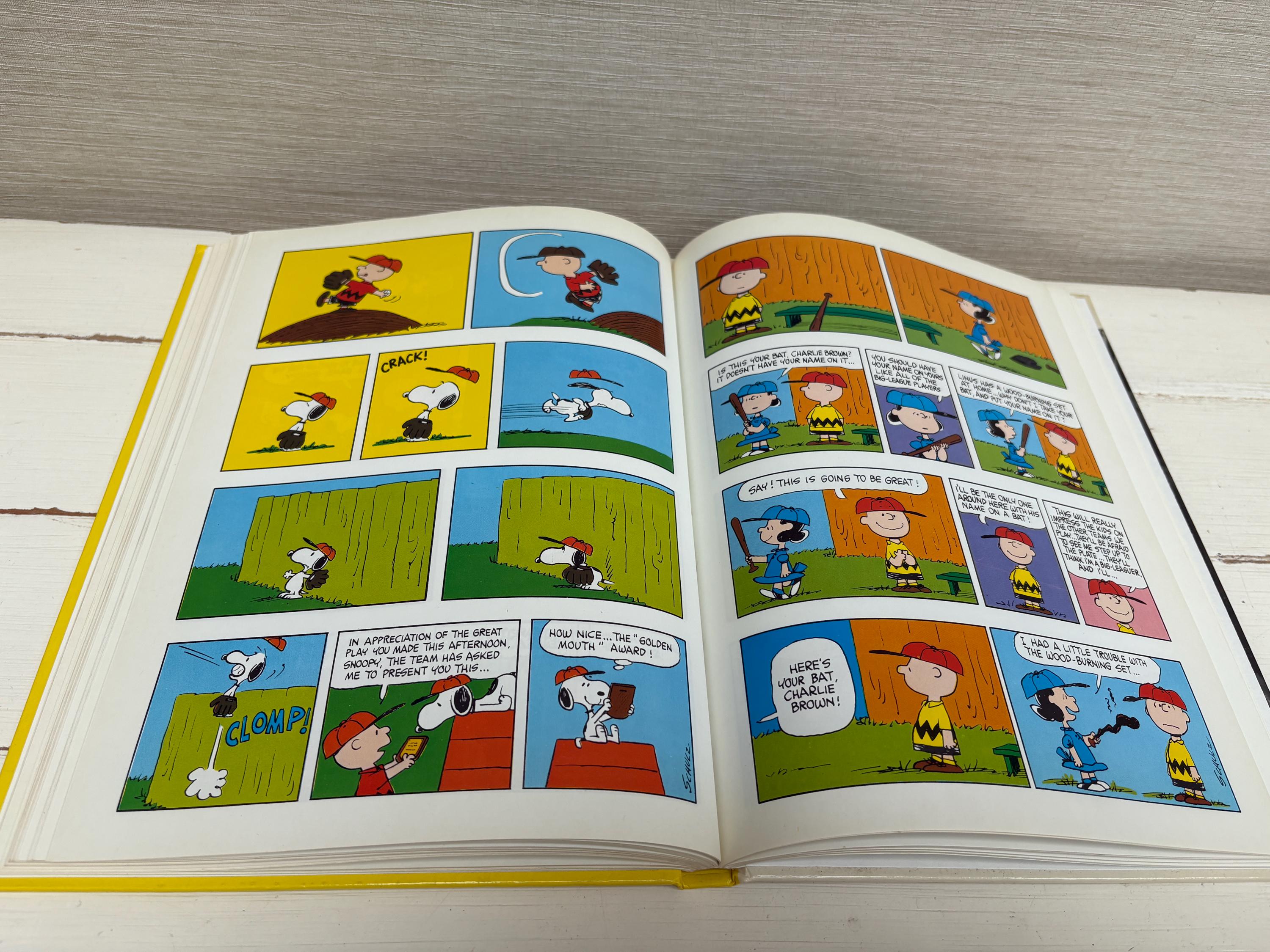 Vintage 1981 'snoopy Treasury ' by Charles M. Schulz Hardback Book