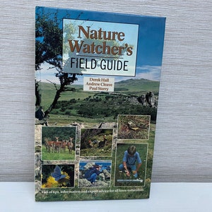 Nature Watchers Field Guide 1989 Hardback Vintage Book - Treasure Press