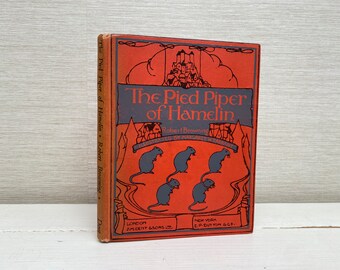Vintage 1962 Pied Piper Book – Illustrated by Margaret Tarrant